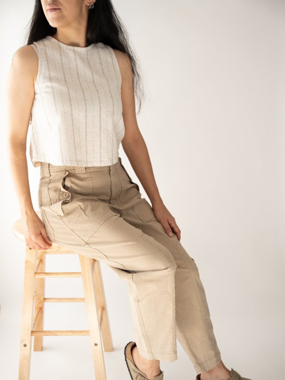 Banana Republic Beige Utility Cargo Pants – High Rise Straight Leg Safari Pants